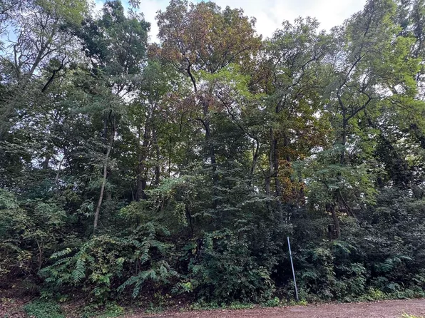 5611 Oak Ln, Wausaukee, WI 54177