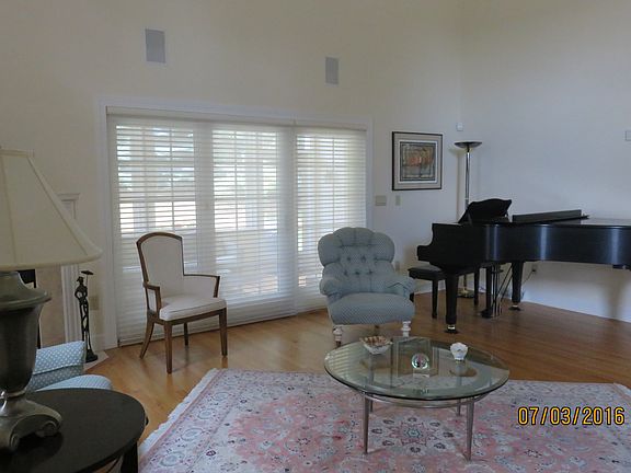 2nd image of 5168 Pointe East Dr