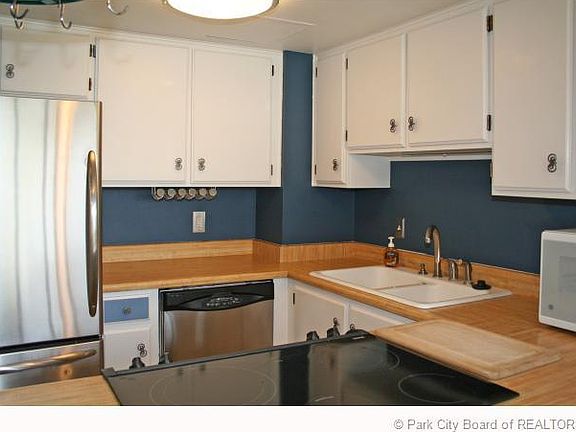3rd image of 5 Wilson Ct #5
