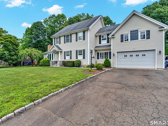 2nd image of 10 Westwood Road