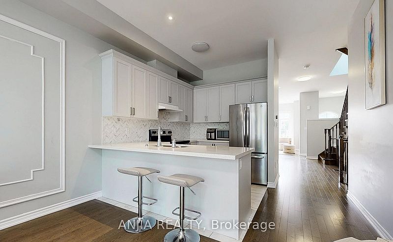 Richmond Hill Townhouse for rent - 4 Bedrooms — photo 10