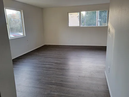 15115 Canyon Rd E #B Photo 1