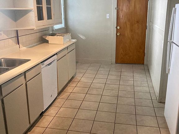 4th image of 531 Chestnut St