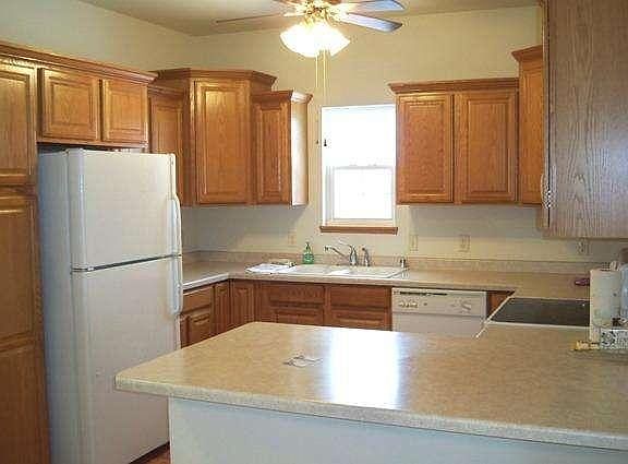 4th image of 1026 Covington Dr