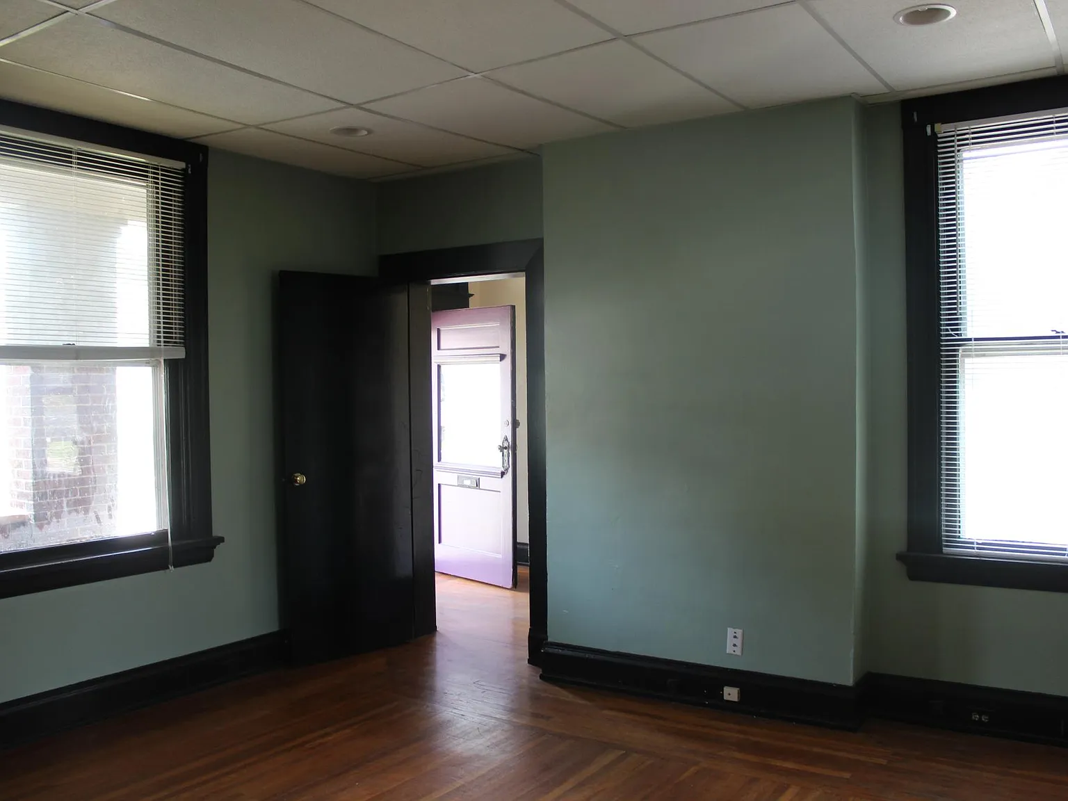 2 bed, $1,350 — Photo 2