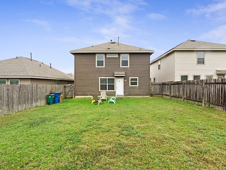 7204 Outfitter Dr — Photo 30