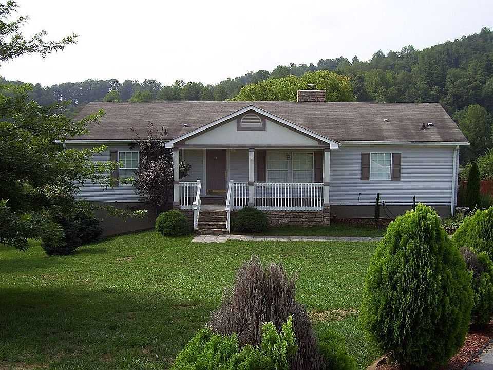 46 Sydney Ln.