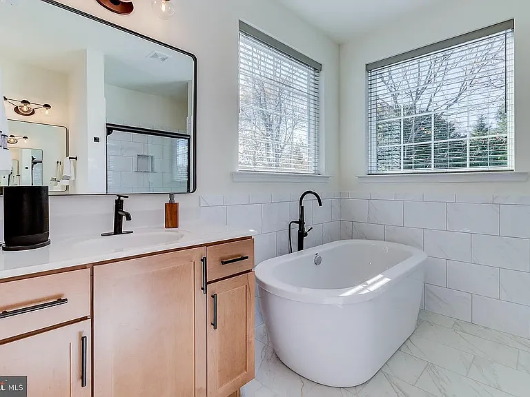 249 Grove View Dr — Photo 18