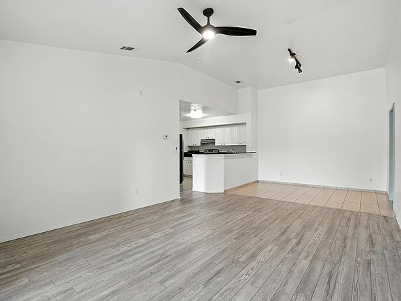 5th image of 8255 Ibis Club Dr #1