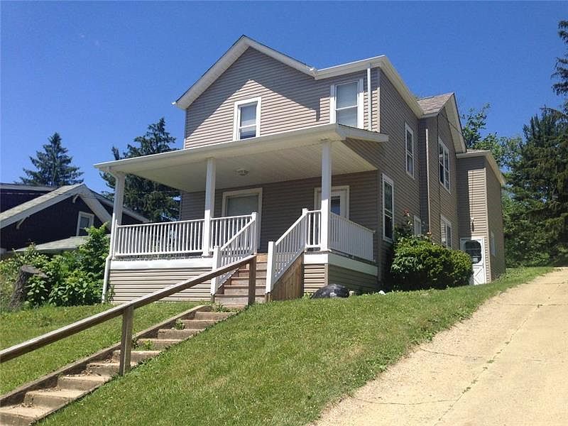 1st image of 265 1/2 E Main St