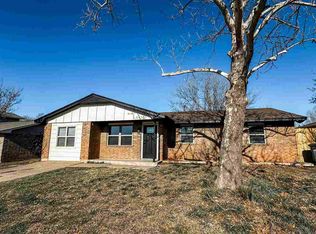 6708 SW Embassy Cir, Lawton, OK 73505