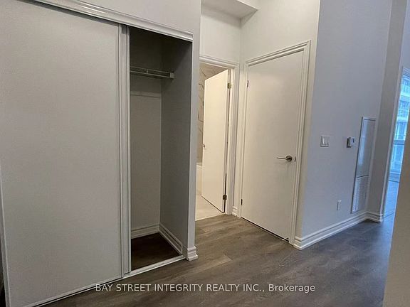 4th image of 32 Forest Manor Rd #503
