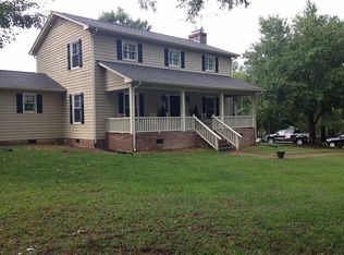 1100 Pine Ridge Rd, Henderson, NC 27537