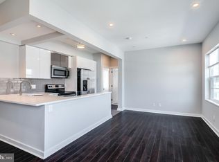 17 S 44th St #3, Philadelphia, PA 19104