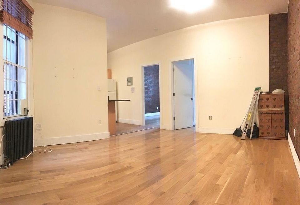 1st image of 285 Eastern Pkwy APT 11