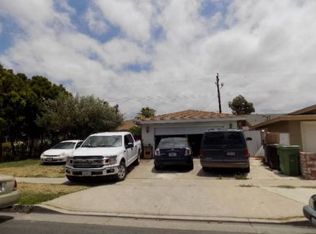 2701 S Poplar St, Santa Ana, CA 92704
