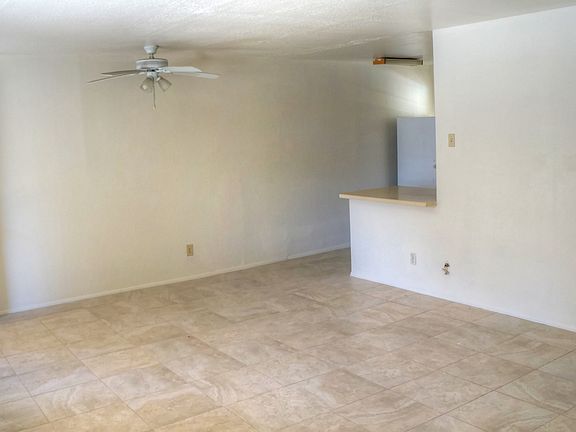 4th image of 2516 N 48th Place #1-4
