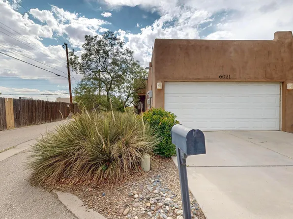 6021 Alamosa Way NW, Albuquerque, NM 87107