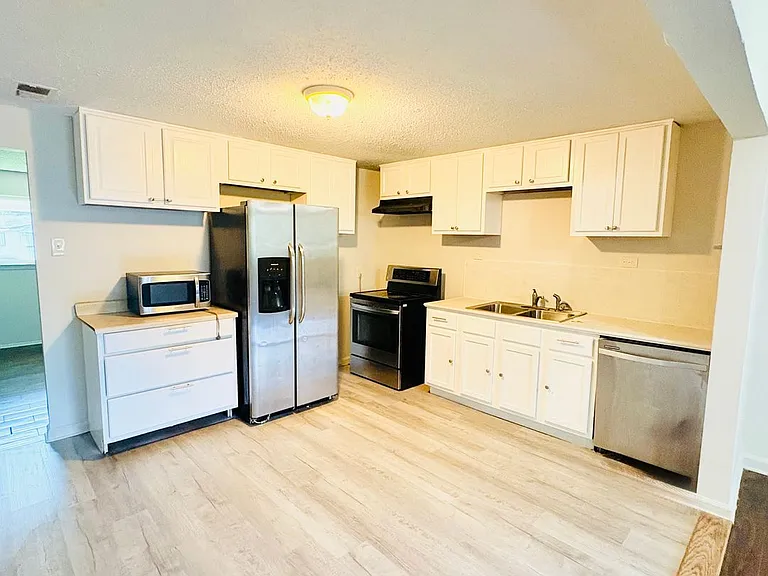 5945 W Fairlane Ct — Photo 6