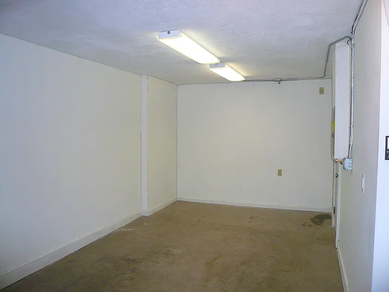 4824 Elm Dr N #6 — Photo 31