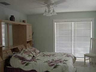 3rd image of 202 Bruce Ct