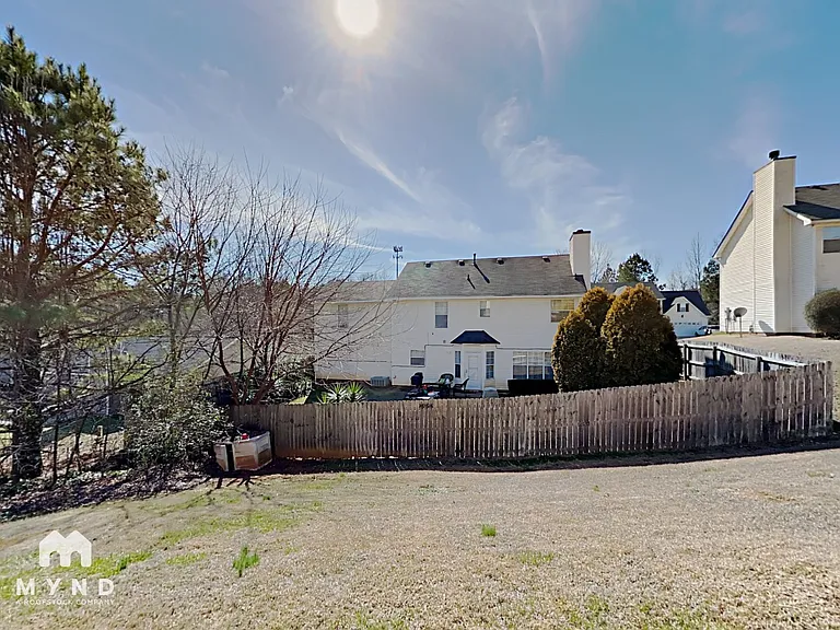 2079 Sugar Creek Falls Ct SE — Photo 20