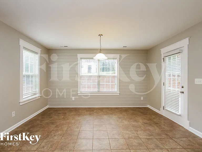 7671 W Berkeley Rd — Photo 5