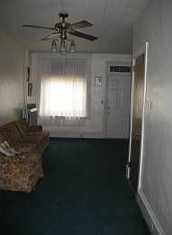 2nd image of 1027 Greenwich St