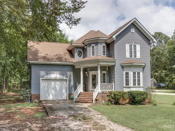2070 Smith Ford Rd, Hickory Grove, SC 29717