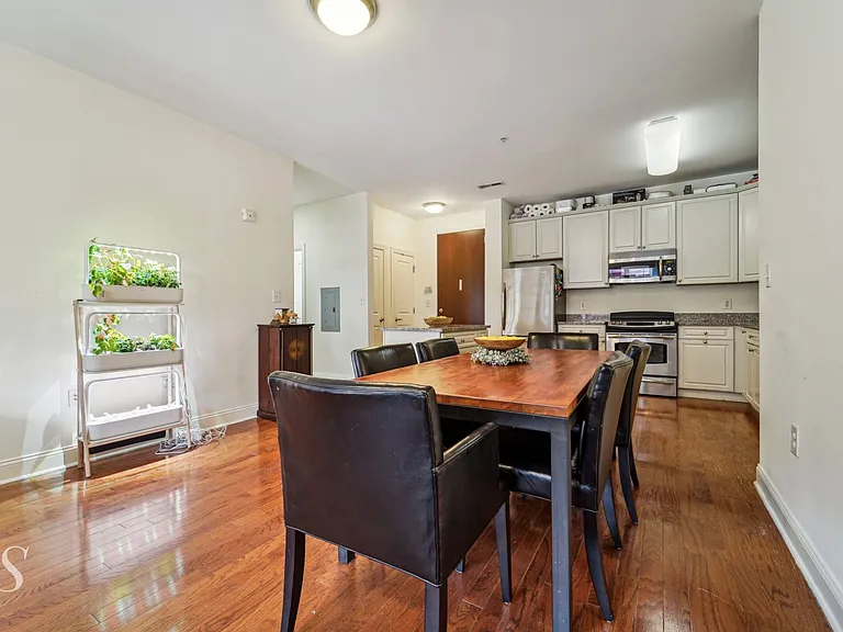 20 Avenue At Port Imperial #113 — Photo 4
