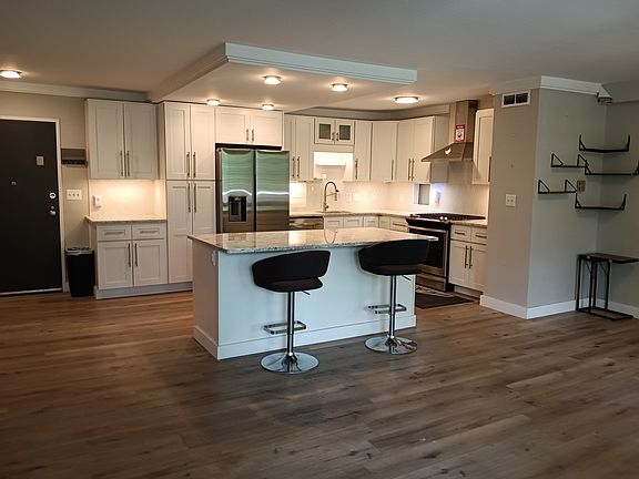 4th image of 4501 Arlington Blvd APT 305