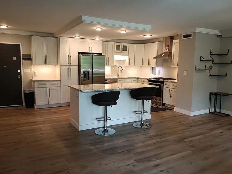 4501 Arlington Blvd #305 — Photo 4