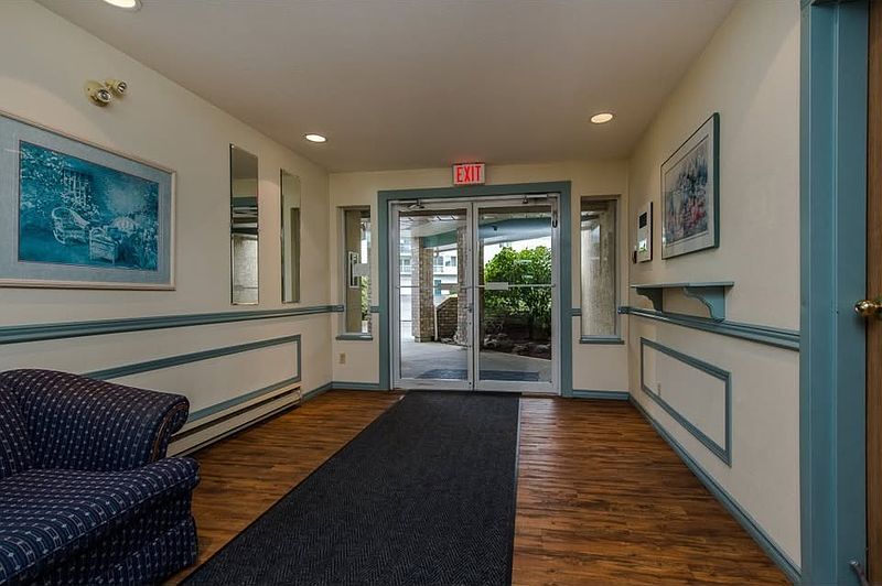 Abbotsford Apartment for rent - 1 Bedroom — photo 16