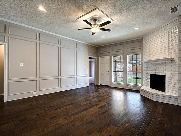 4th image of 718 Lakewood Ln