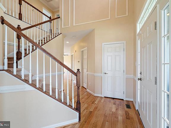 2nd image of 7525 Edington Dr