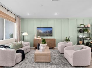 1814 E 1st St #320, Santa Ana, CA 92705
