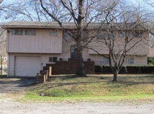 225 N Windmill St, Marine, IL
