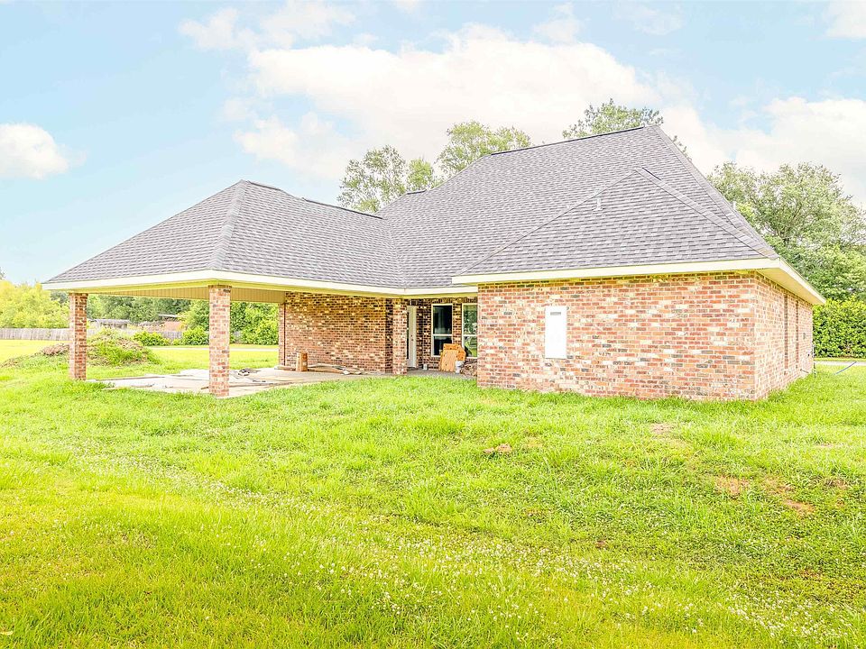 298 Grand Lakes Dr, Thibodaux, LA 70301 MLS 2023010180 Zillow