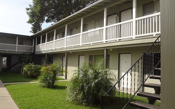 3rd image of 1026 S Russell Ave APT O
