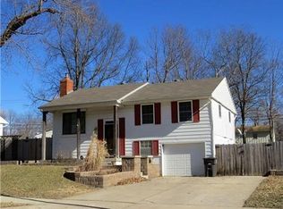 615 N Cheyenne Dr, Independence, MO 64056