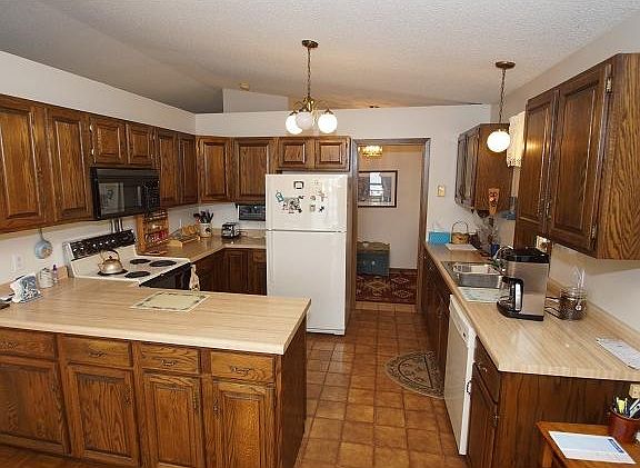 3rd image of 5453 Longwood Point Ln NE