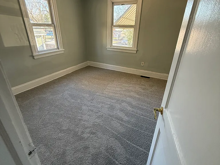 1410 Whatley St — Photo 6