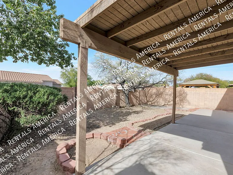 10427 E Rita Ranch Crossing Cir — Photo 24