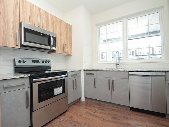 2nd image of 6213 Haverford Ave Floor 1