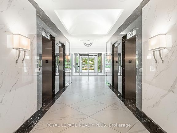 3rd image of 45 Kingsbridge Garden Cir #808