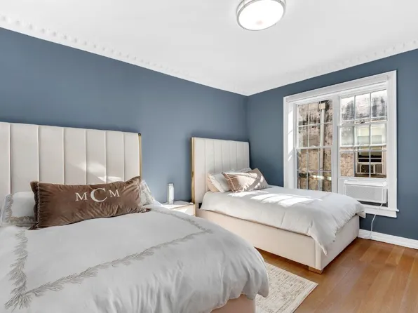 1980 East 8th Street image 28 of 31