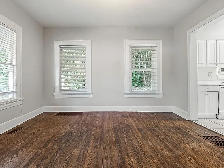 3 Bedroom / 2 Bathroom House in Glen Iris — Photo 29