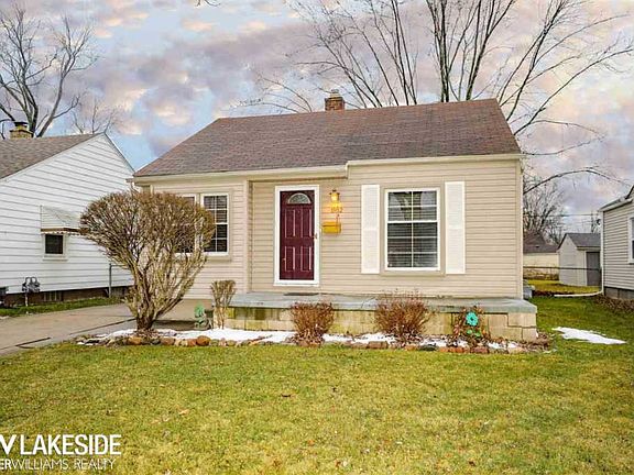 2nd image of 19112 Woodcrest St