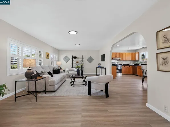 1883 Lynwood Dr, Concord, CA 94519