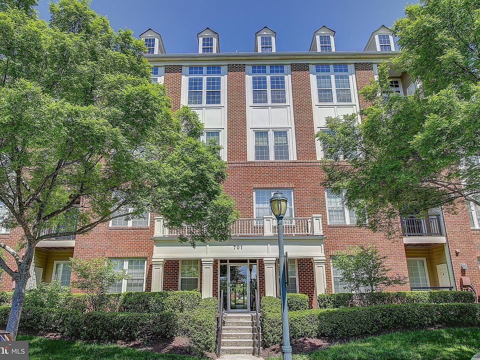 1st image of 701 Fallsgrove Dr APT 202